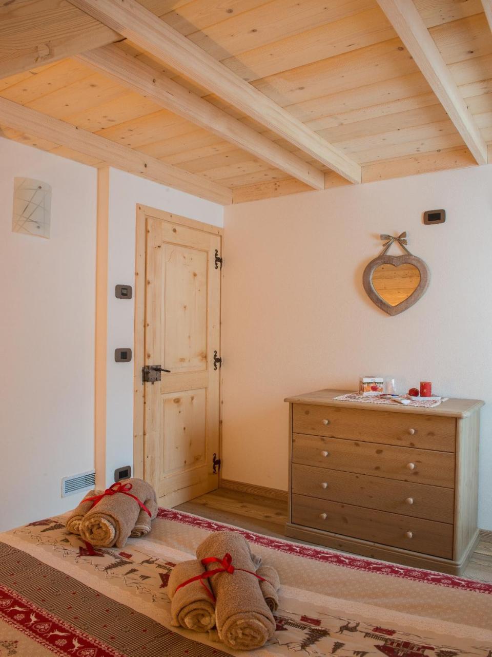 אלפ דברו Il Fiore Delle Alpi B&B חדר תמונה